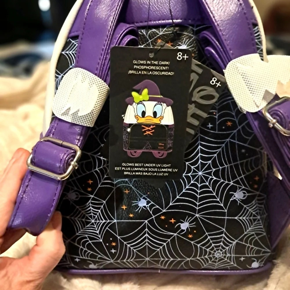 New With Tags Loungefly Daisy Duck Halloween Witch Glow In The  Dark Backpack